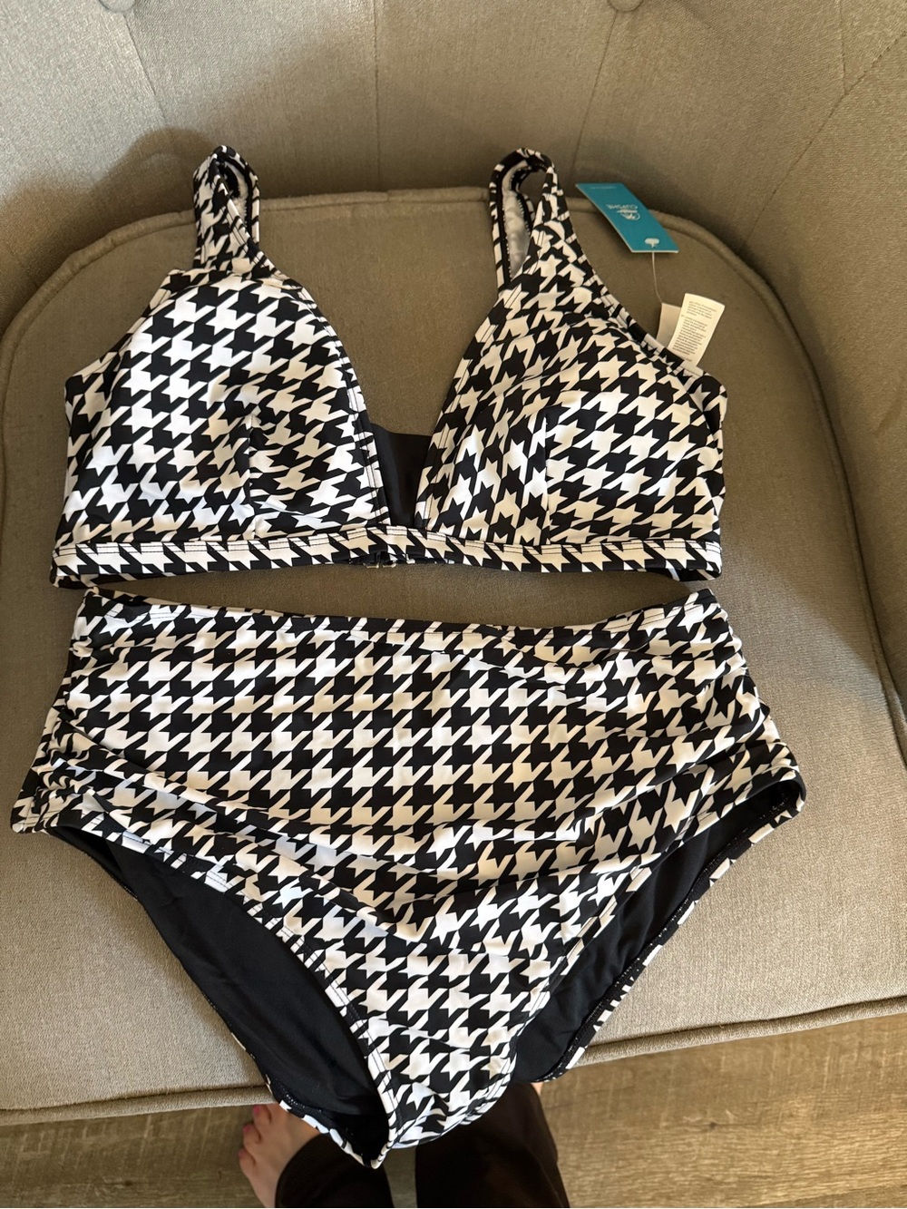 Cupshe Black & White Houndstooth High-Waist Bikini
